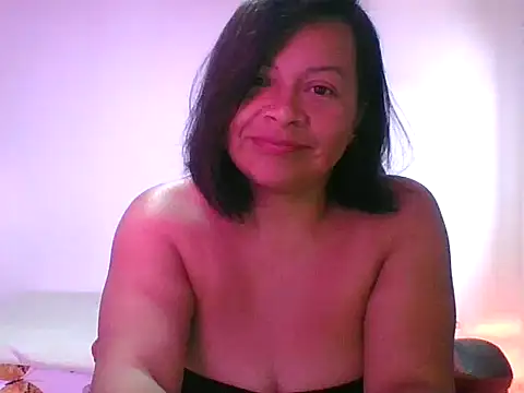 adri89-g online show from 10.18.25