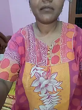 Snapshot of KannadaTamilTeluguBeauty chatting on 06.04.26 KannadaTamilTeluguBeauty online show from 06.04.26