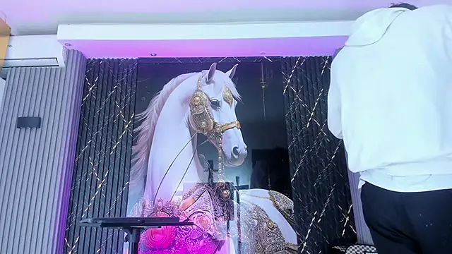 Iam Steven online show from 11.19.25