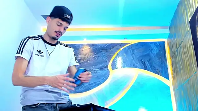 Iam Steven online show from 02.12.26