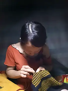 bonnie-00 online show from 10.21.25