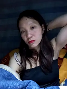 bonnie-00 online show from 10.27.25