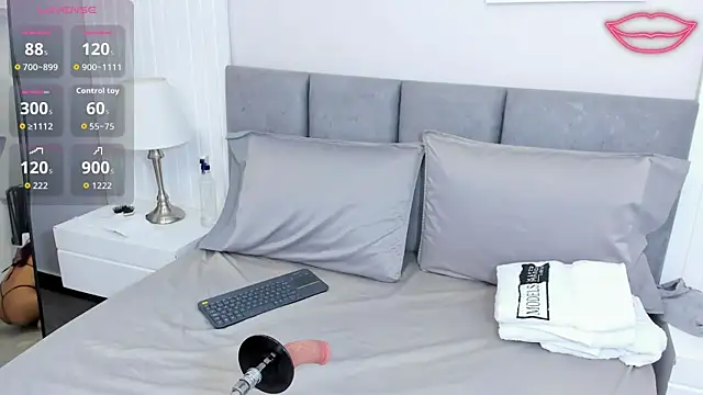 cherry skinny  online show from 10.04.25