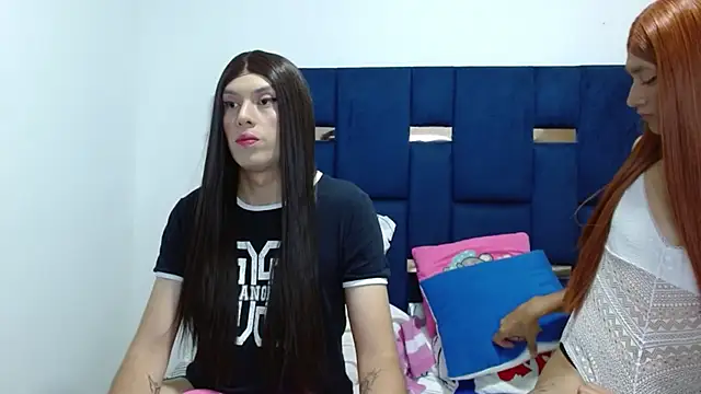 PinkLuna LolaBloom online show from 03.13.26