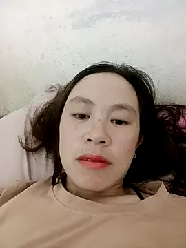 Snapshot of lyuyenkk chatting on 09.15.25 lyuyenkk online show from 09.15.25