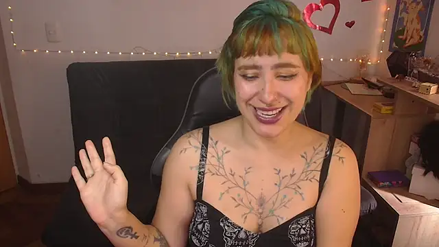 Snapshot of Miacatsito3 chatting on 07.11.26 Miacatsito3 online show from 07.11.26