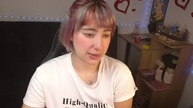 Snapshot of Miacatsito3 chatting on 07.31.26 Miacatsito3 online show from 07.31.26