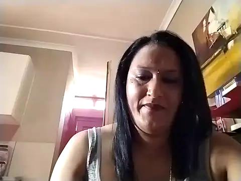 Indiansexyboobs18 online show from 06.16.26