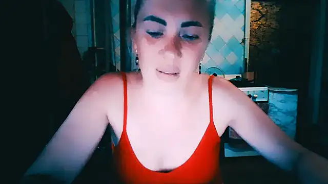 Snapshot of EmmaCat_ chatting on 06.14.26 EmmaCat online show from 06.14.26