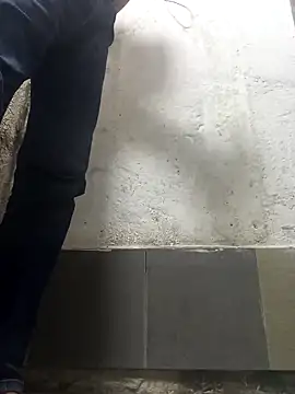 Snapshot of ainularbasoni chatting on 10.04.25 ainularbasoni online show from 10.04.25