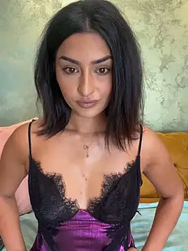 Mia spicyy online show from 10.27.25