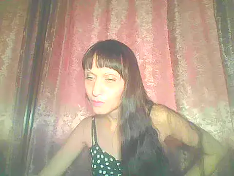 Snapshot of Irivana chatting on 10.10.25 Irivana online show from 10.10.25