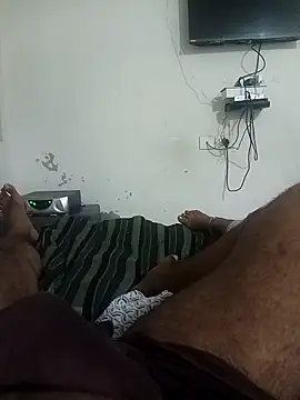 meenahotdarling online show from 09.20.25