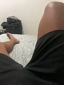 Snapshot of Morenolatino881 chatting on 12.04.25 Morenolatino881 online show from 12.04.25