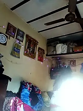 Saloni-Gupta online show from 01.12.26