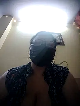 thehotlady online show from 05.12.26