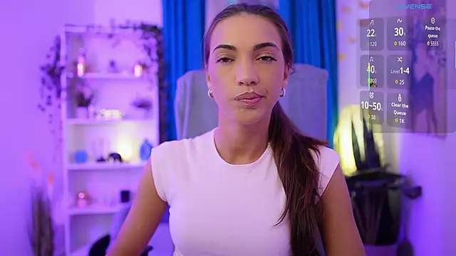 Snapshot of Alexis_Love_ chatting on 11.15.25 Alexis Love online show from 11.15.25