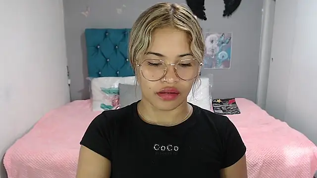 mia sexgirl online show from 07.23.26