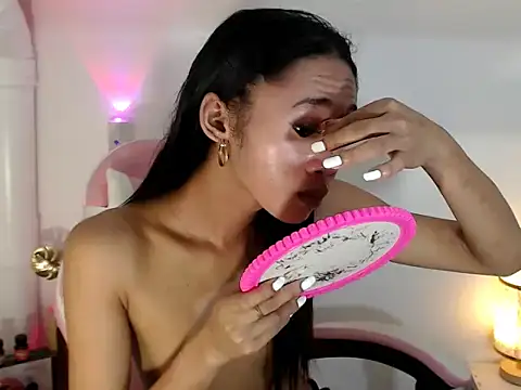 Snapshot of xxxgoddesnicolexxx chatting on 09.17.25 xxxgoddesnicolexxx online show from 09.17.25