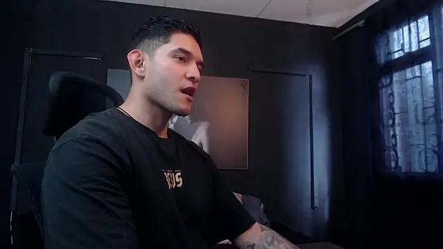 Snapshot of RichardMilleer chatting on 02.20.26 RichardMilleer online show from 02.20.26