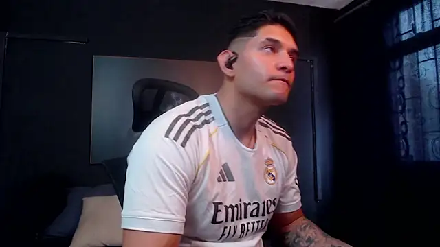 Snapshot of RichardMilleer chatting on 02.24.26 RichardMilleer online show from 02.24.26