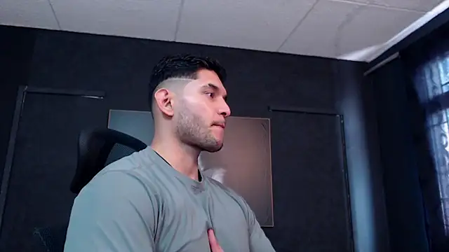 Snapshot of RichardMilleer chatting on 03.09.26 RichardMilleer online show from 03.09.26