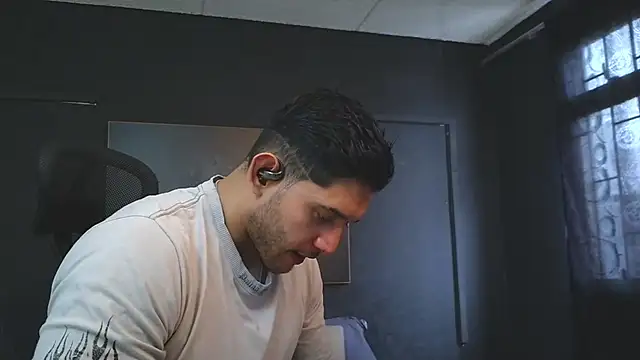 Snapshot of RichardMilleer chatting on 07.23.26 RichardMilleer online show from 07.23.26