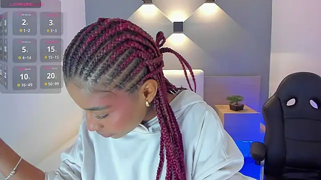 selena monroy online show from 12.17.25