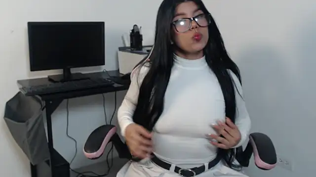 MayaScott11 online show from 04.27.26
