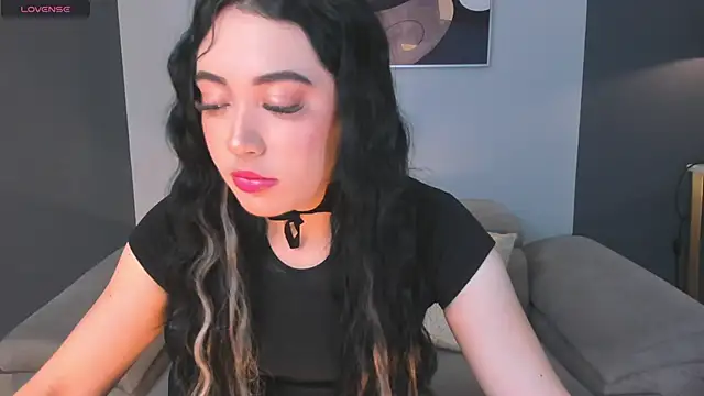 KatieAngelX online show from 10.10.25