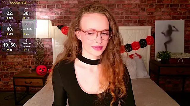 SallyPinkman online show from 10.19.25