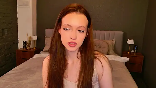 Snapshot of SallyPinkman chatting on 04.17.26 SallyPinkman online show from 04.17.26