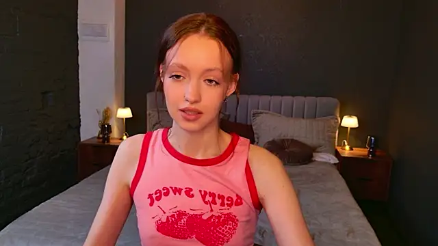 Snapshot of SallyPinkman chatting on 05.27.26 SallyPinkman online show from 05.27.26