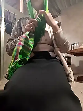 -Miu-98 online show from 12.16.25