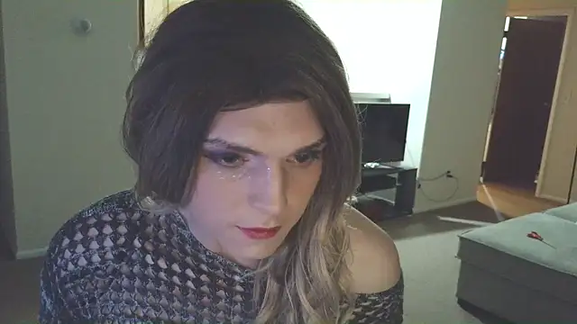 Snapshot of EnbyGamerChick chatting on 09.15.25 EnbyGamerChick online show from 09.15.25