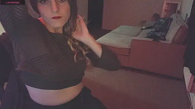 Snapshot of EnbyGamerChick chatting on 09.23.25 EnbyGamerChick online show from 09.23.25