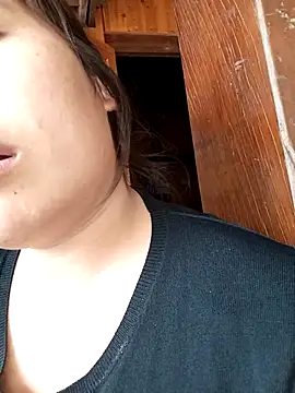 Luyen004 online show from 04.24.26