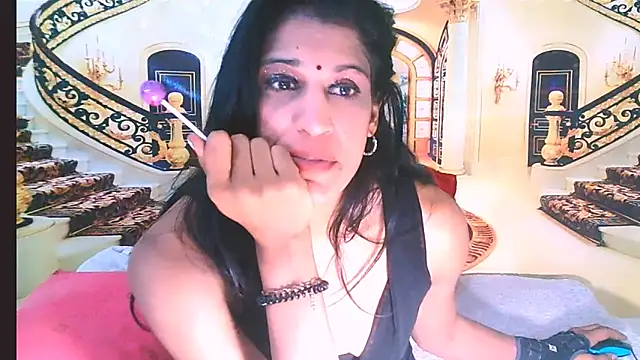 IndianSexcSmyle online show from 05.15.26