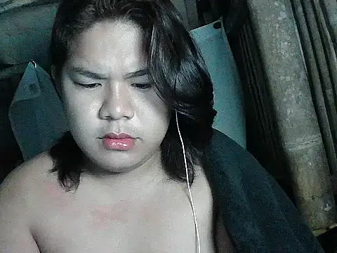 Huntrix2025 online show from 04.28.26