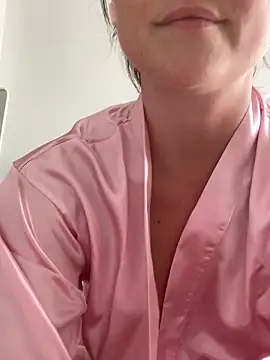 Snapshot of Mia_Winters chatting on 09.13.25 Mia Winters online show from 09.13.25