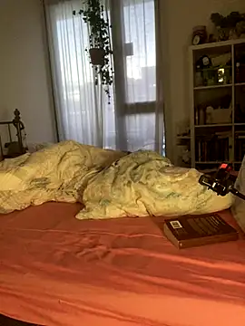 Snapshot of Mia_Winters chatting on 10.23.25 Mia Winters online show from 10.23.25