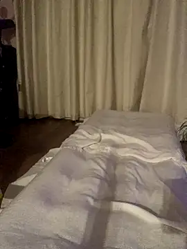 Snapshot of Mia_Winters chatting on 11.28.25 Mia Winters online show from 11.28.25