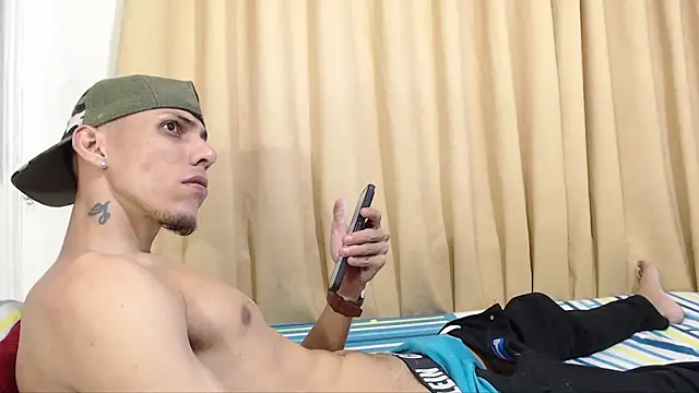 Snapshot of kingfm chatting on 03.22.26 kingfm online show from 03.22.26