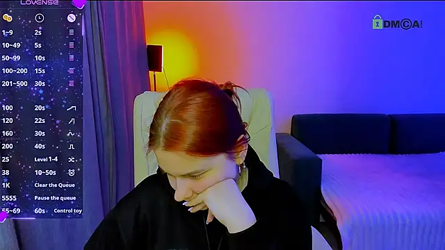 Snapshot of red__dizzy chatting on 02.13.26 red dizzy online show from 02.13.26