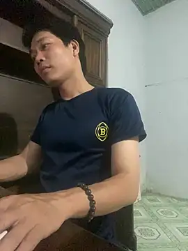 Snapshot of vila25cm chatting on 02.03.26 vila25cm online show from 02.03.26