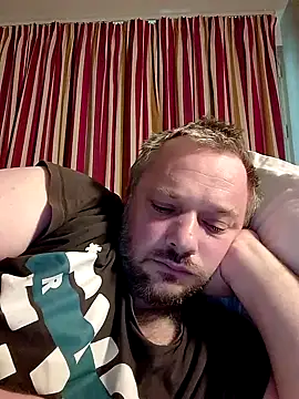 Snapshot of Yannor36 chatting on 10.04.25 Yannor36 online show from 10.04.25