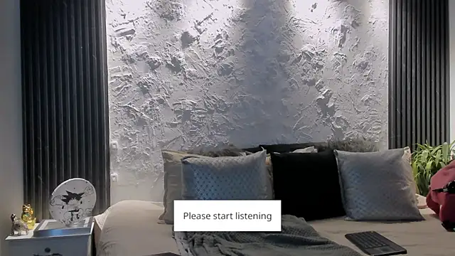 Snapshot of joselin_rouse chatting on 05.25.26 joselin rouse online show from 05.25.26