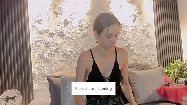 Snapshot of joselin_rouse chatting on 06.01.26 joselin rouse online show from 06.01.26