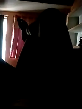 Snapshot of monarani5986 chatting on 10.24.25 monarani5986 online show from 10.24.25