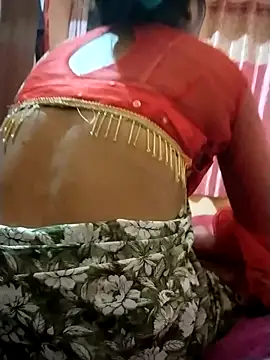 Snapshot of monarani5986 chatting on 11.08.25 monarani5986 online show from 11.08.25